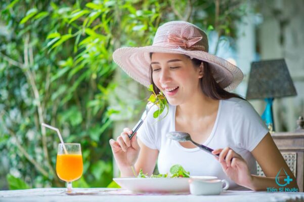 Có được uống nước cam sau khi ăn xong? Có được uống nước cam sau khi ăn xong?