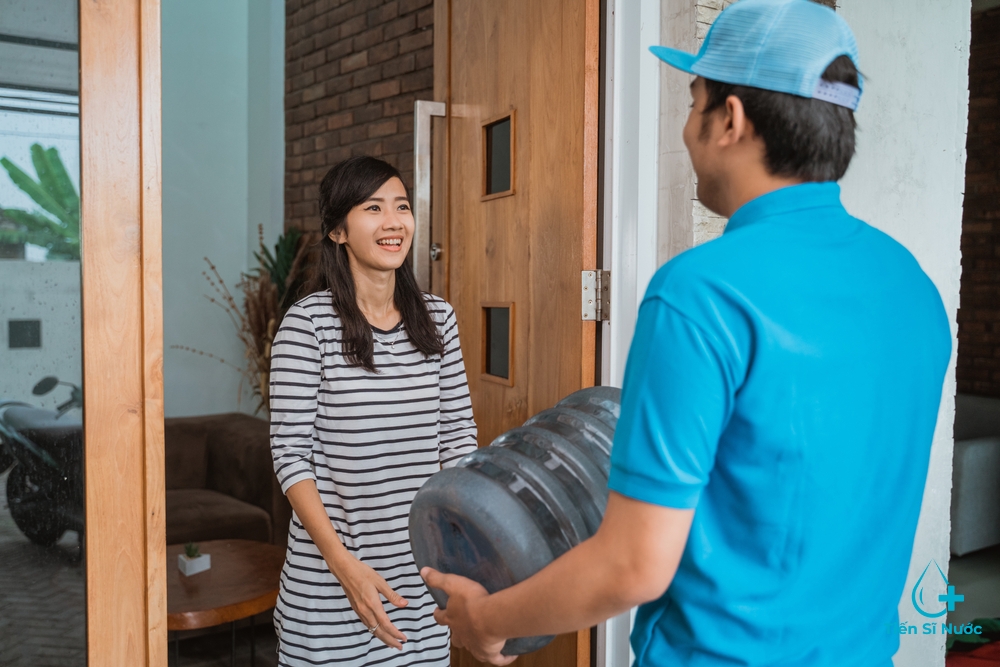 đại lý nước suối lavie quận 8