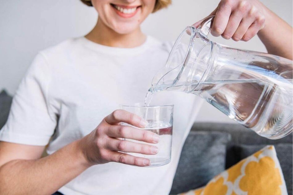 Nước ion kiềm thích hợp cho những ai muốn cải thiện sức khỏe tổng thể Nước ion kiềm thích hợp cho những ai muốn cải thiện sức khỏe tổng thể