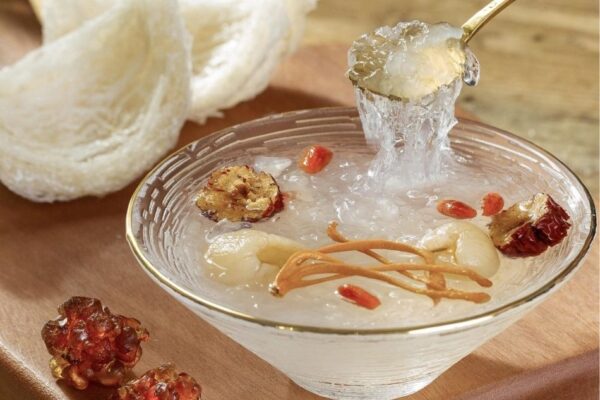 có nên uống yến mỗi ngày