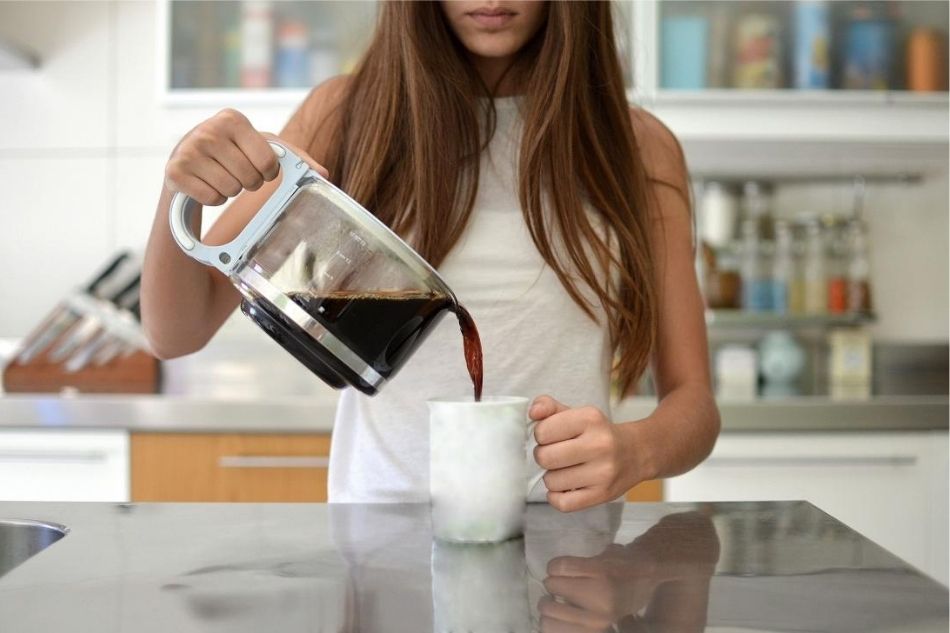 Uống cà phê quá nhiều có thể ảnh hưởng đến dạ dày Uống cà phê quá nhiều có thể ảnh hưởng đến dạ dày