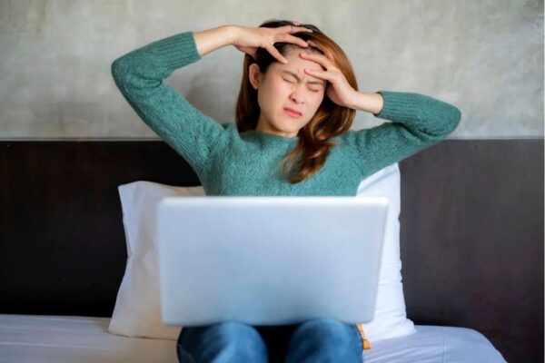 đau đầu nên uống gì