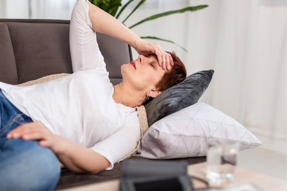 tụt huyết áp uống gì