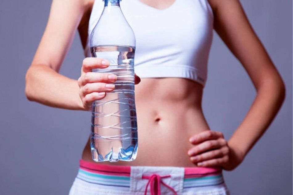 Uống nước trước bữa ăn làm giảm cảm giác thèm ăn, hỗ trợ giảm cân nhanh hơn Uống nước trước bữa ăn làm giảm cảm giác thèm ăn, hỗ trợ giảm cân nhanh hơn